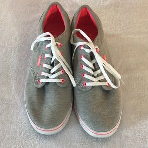 Like new women’s Van’s shoes